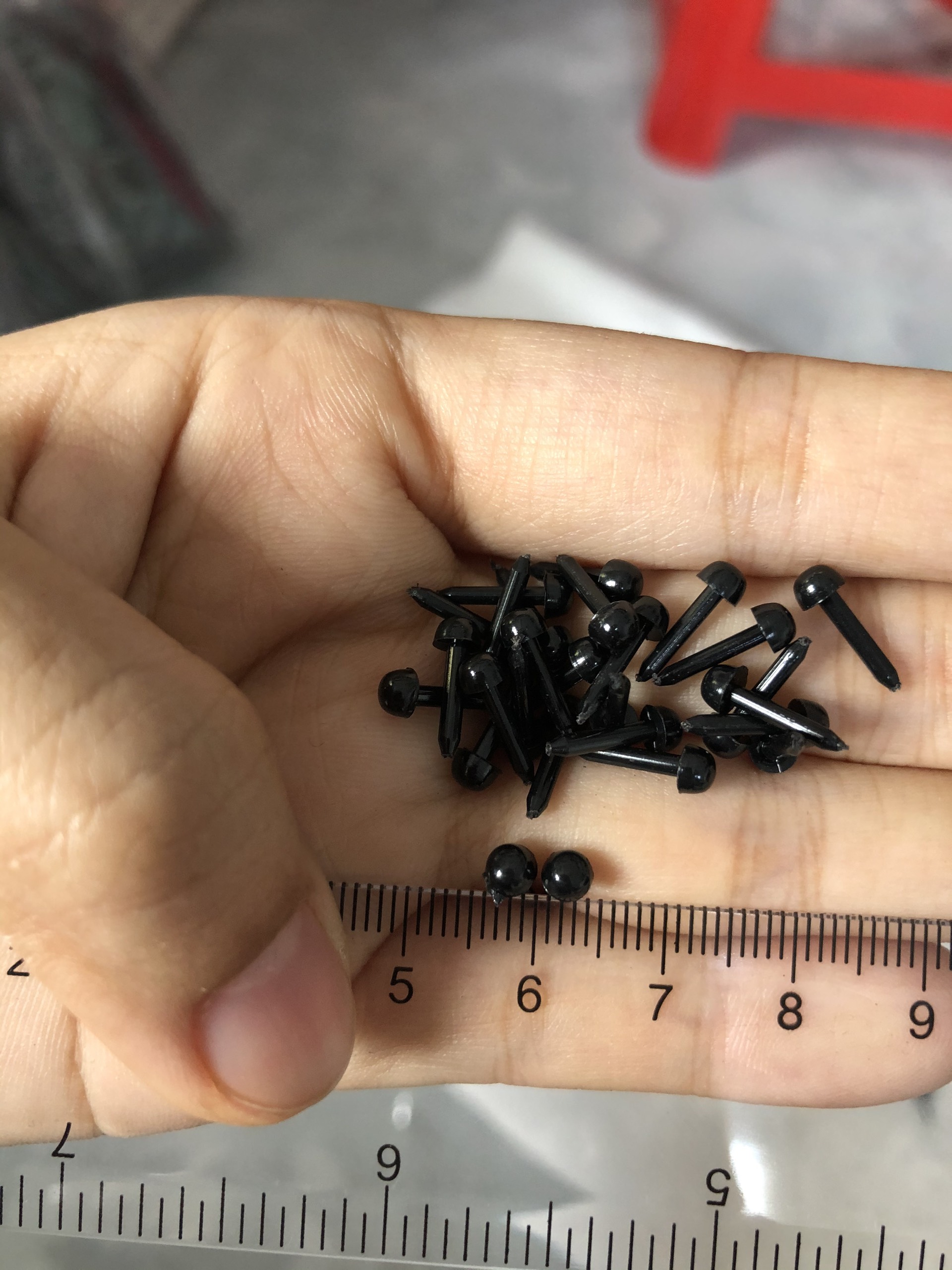 Mắt đinh thú bông đen 6k/ 10 cặp