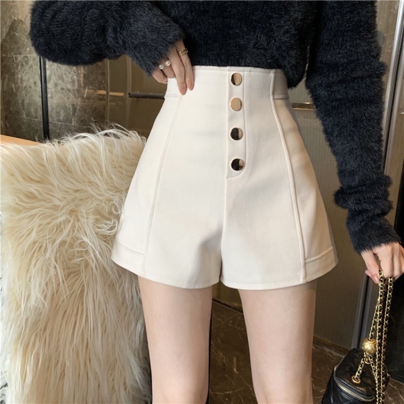 Quần Short Cạp Cao 4 Cúc Siêu Xinh