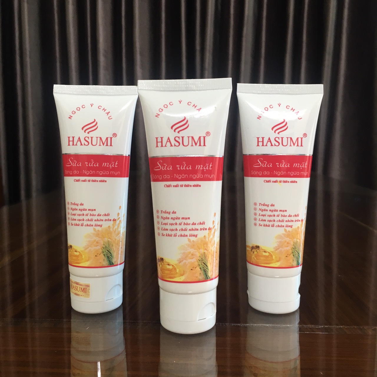 sữa rửa mặt hasumi
