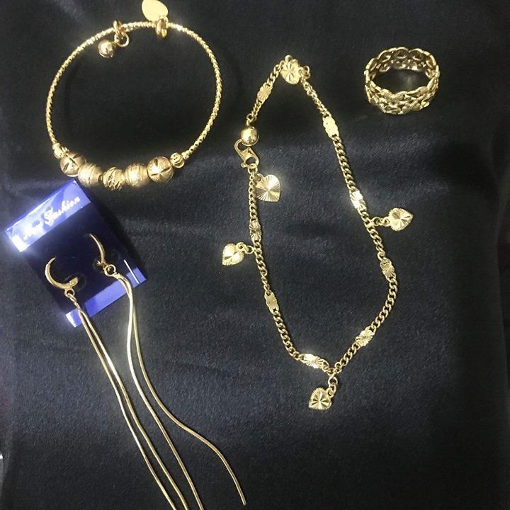 COMBO 4 MÓN NỮ TRANG QUÝ PHÁI CHO CÁC THÁNH NỮ HIỆN ĐẠI 088