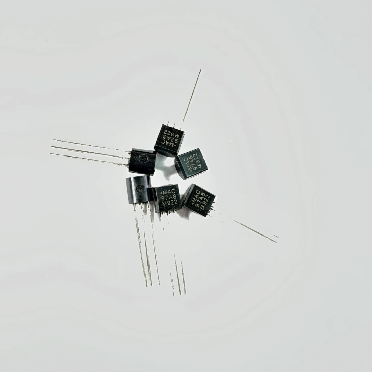 Combo 3 Triac MAC97A8 0.8A - 800V chất lượng tốt