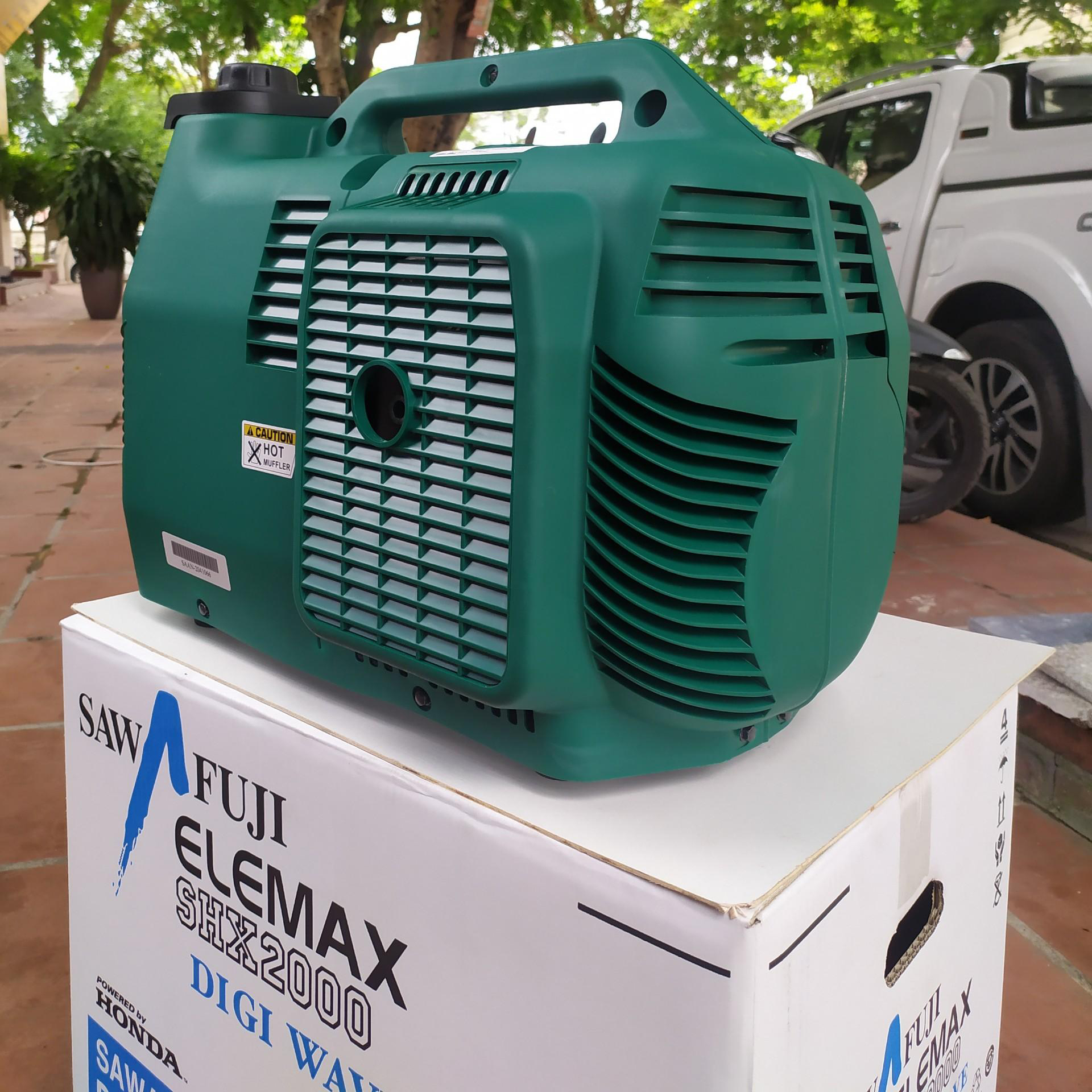 Máy Phát Điện Chạy Xăng 1.5KVA Elemax SHX2000
