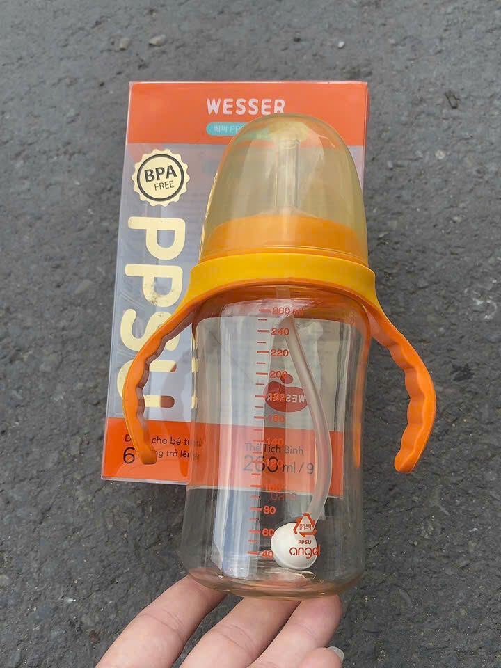 Bình Sữa Cổ Rộng Nhựa PPSU Chịu Được Nhiệt Độ Cao 180ML-260ML BPA REE Núm Ty Silicon Mềm