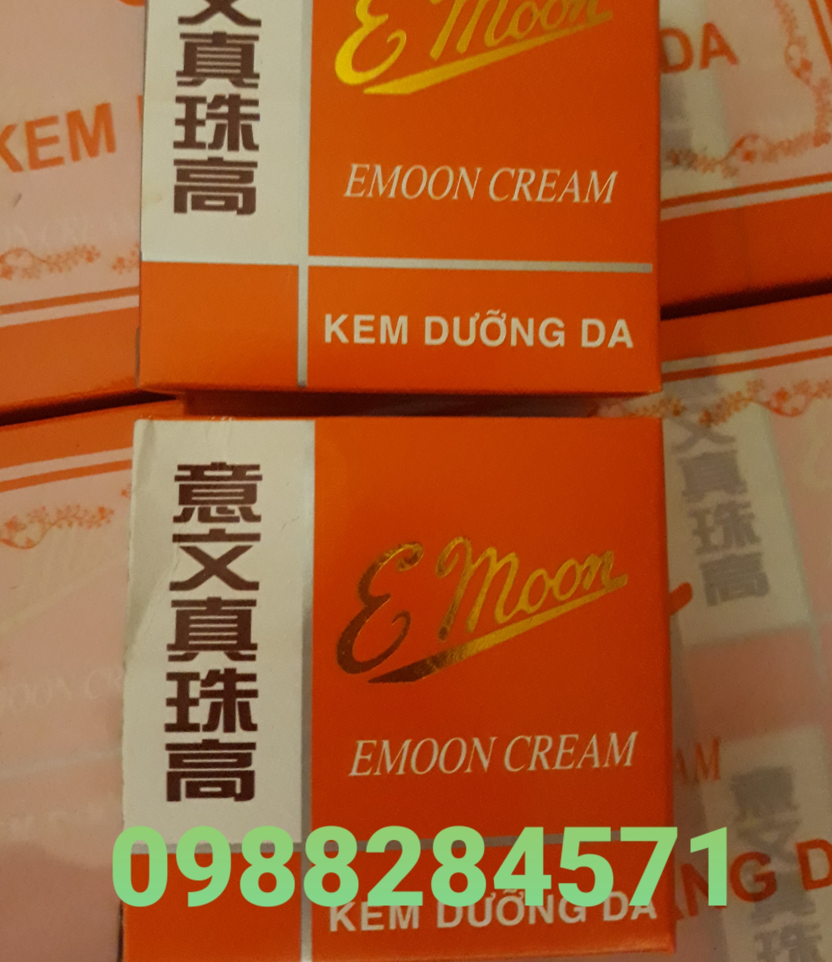 kem trắng da EMOON