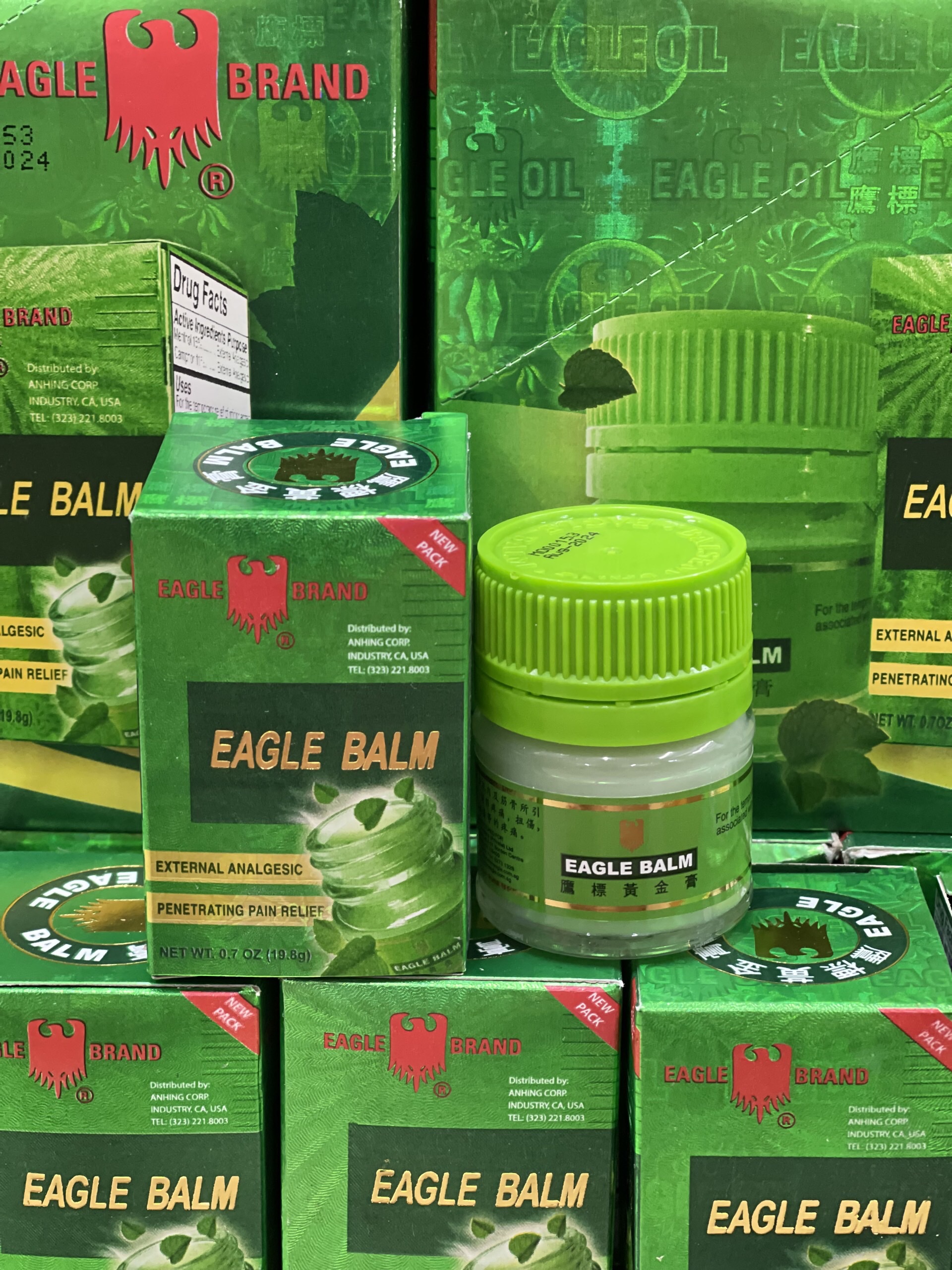 Dầu Cù Là con Ó Eagle Balm Eagle Brand 19,8g của Mỹ [USA]