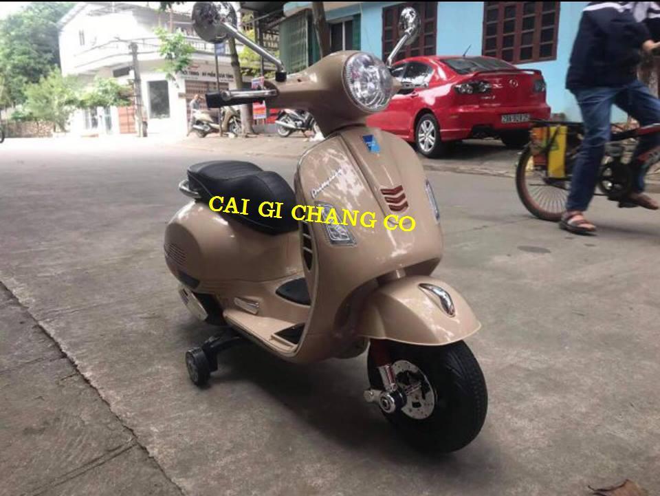 XE MÁY ĐIỆN TRẺ EM VESPA BÌNH 12V CỰC KHỎE