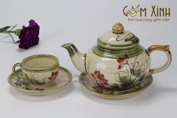 Bộ ấm chén Bát Tràng dáng Chóp men da lươn vẽ hoa sen