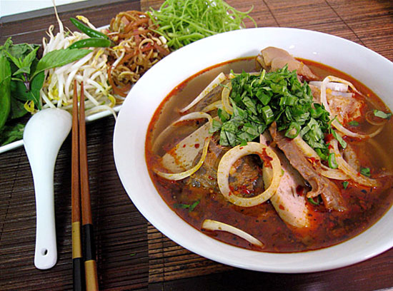 Gia vị nêm sẵn Bún Bò Huế Aji-Quick 59g