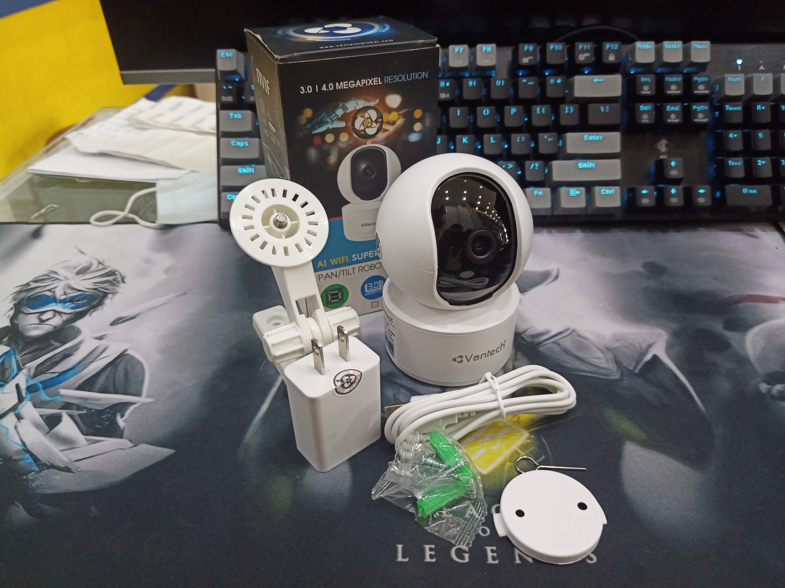 Camera Wifi Robot Vantech V2010AI