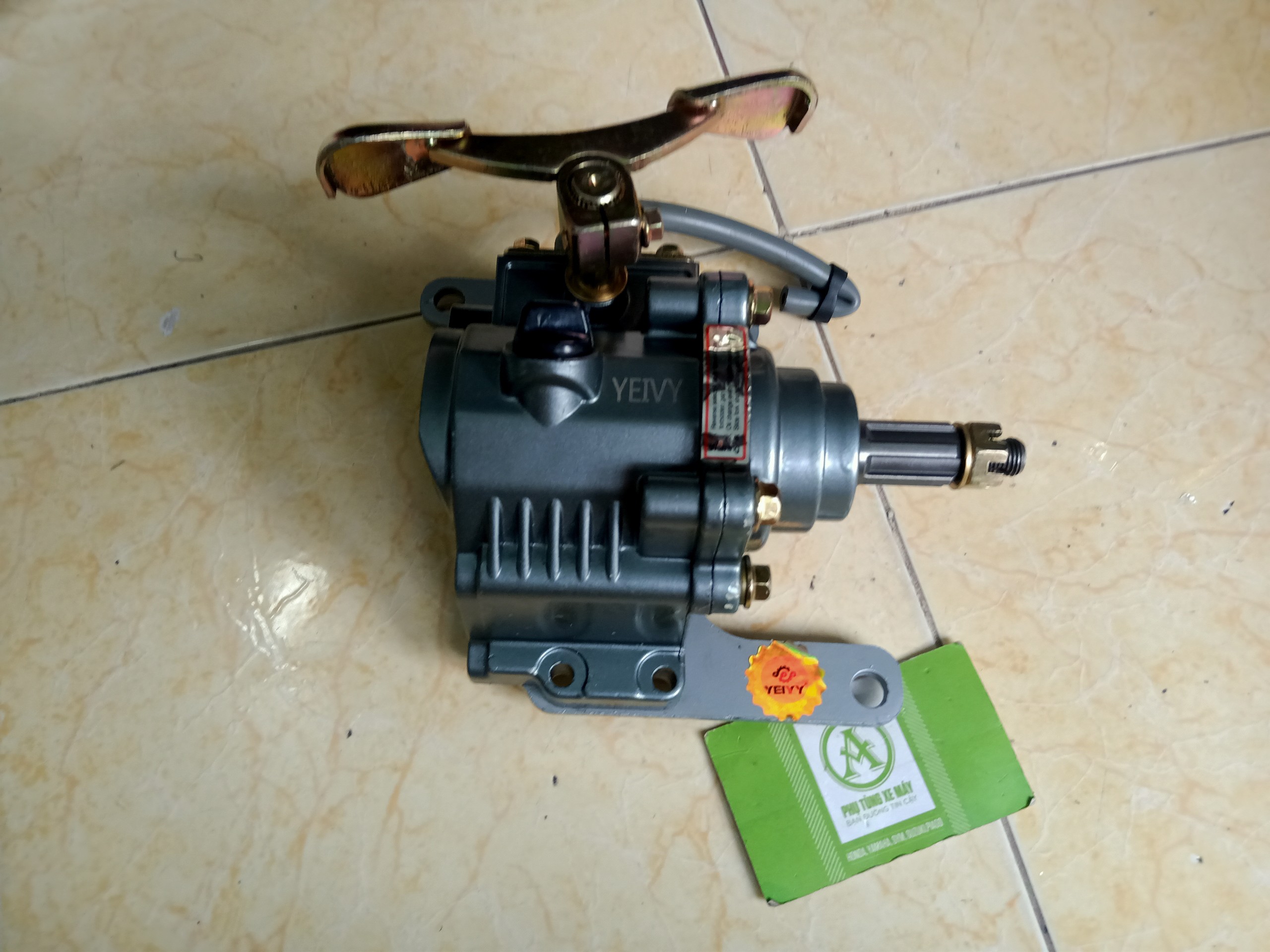Hộp số đảo chiều xe máy 110cc ( cốt 17mm )