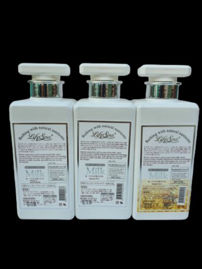 [HCM]Sữa tắm trắng da LifeSpa 550ml ( mẫu mới )
