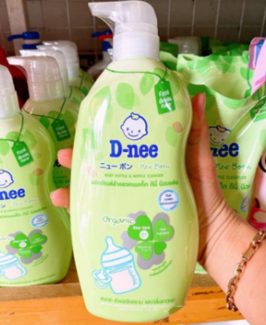 Nước rửa bình sữa Dnee Organic Chai 620ml Thái Lan