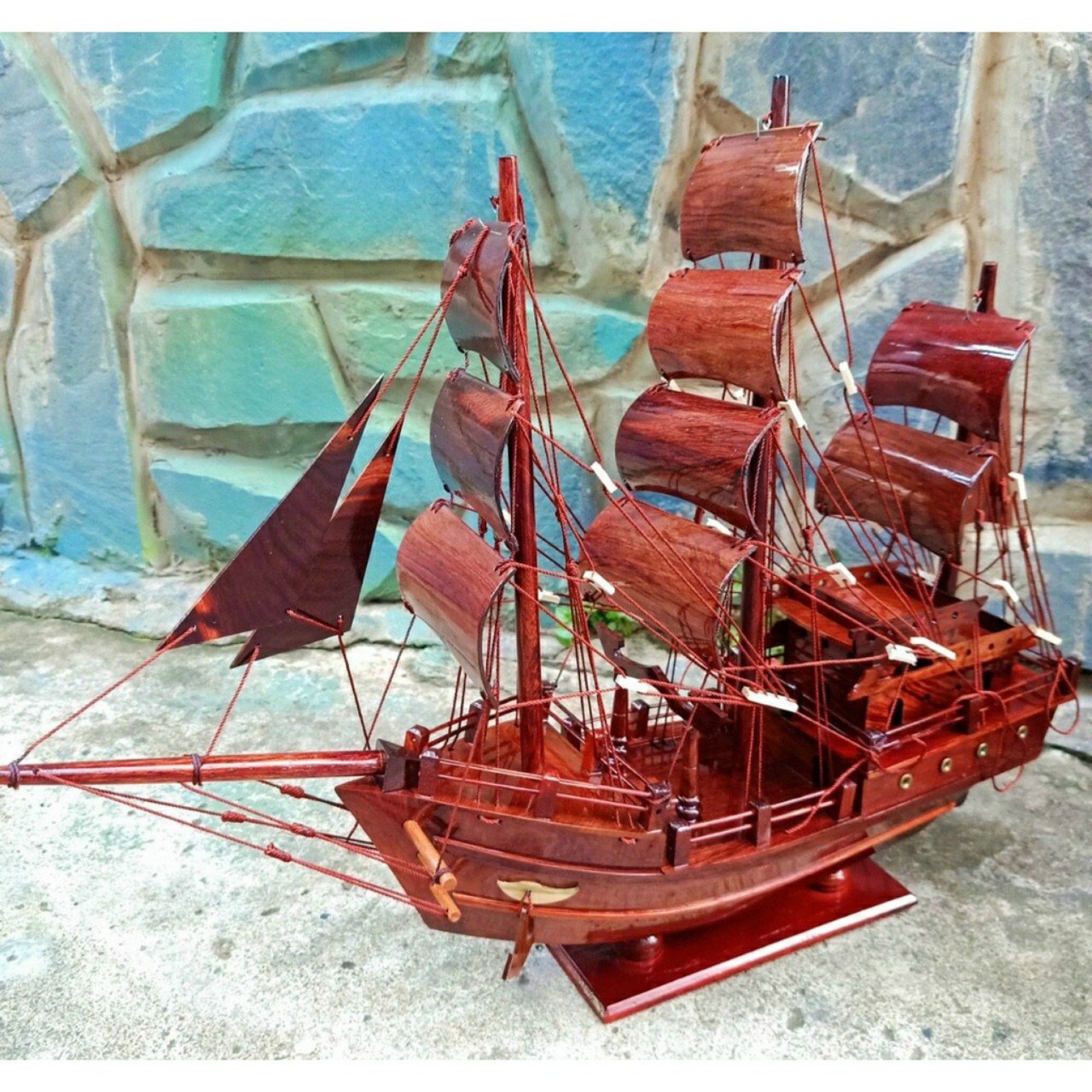 Thuyền Santa thái gỗ cẩm 60cm - Thuận buồm xuôi gió