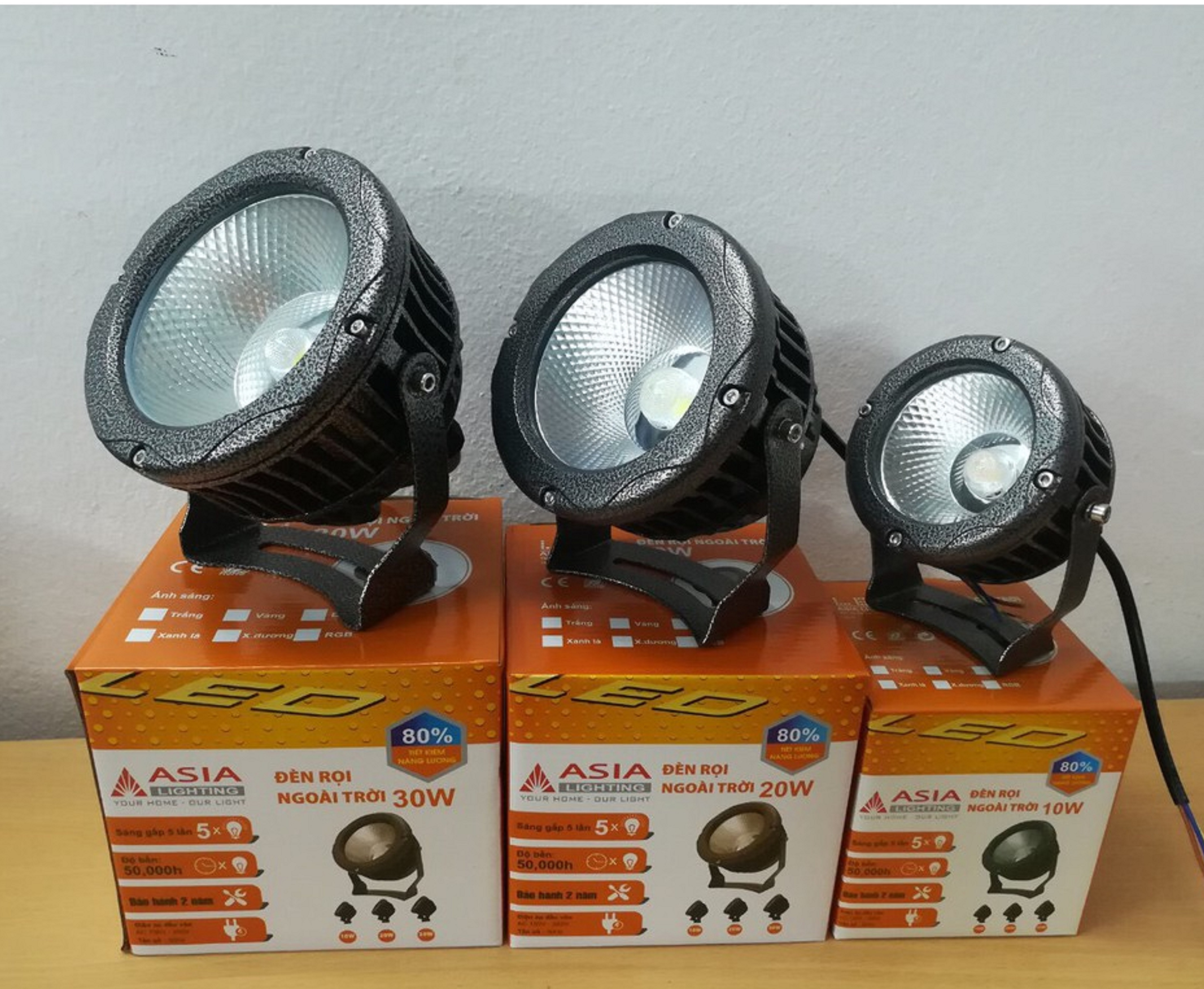 Đèn Rọi Tường,Rọi Cột,Rọi Cây Ngoài Trời Công suất 10w, 20w, 30w Aisa VN