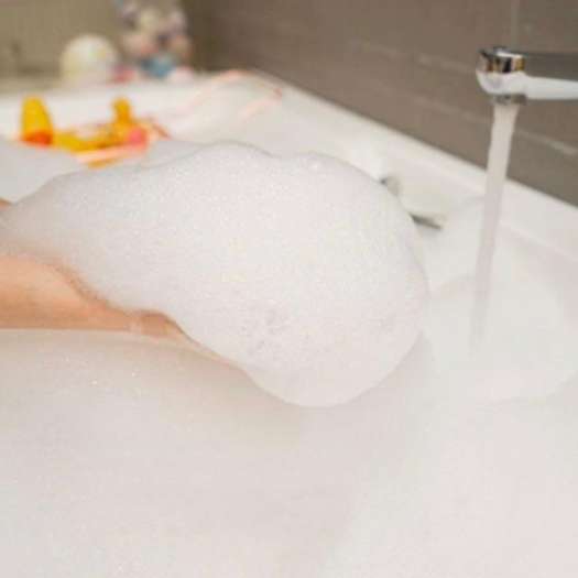 Bubble Bath Sữa tắm tạo bọt Into the Night Bath & Body Works