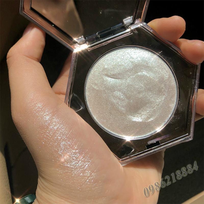 Phấn bắt sáng Guicami Diamond Bomb DBG14