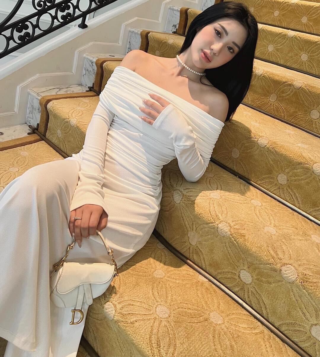Đầm Trễ Vai Len Tay Dài Sang Chảnh