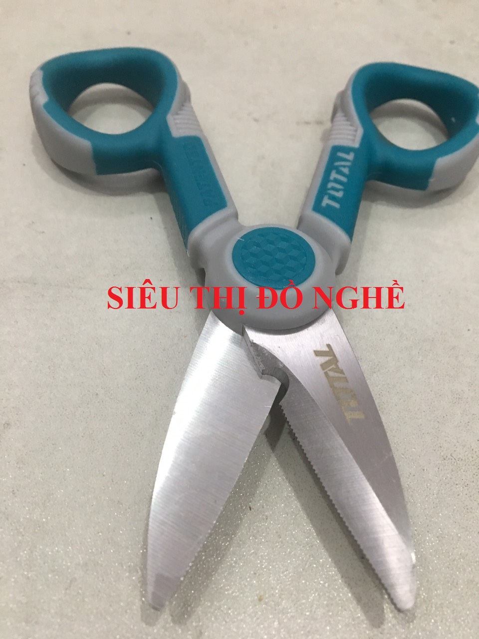 Kéo thợ điện 145mm total THT1155871