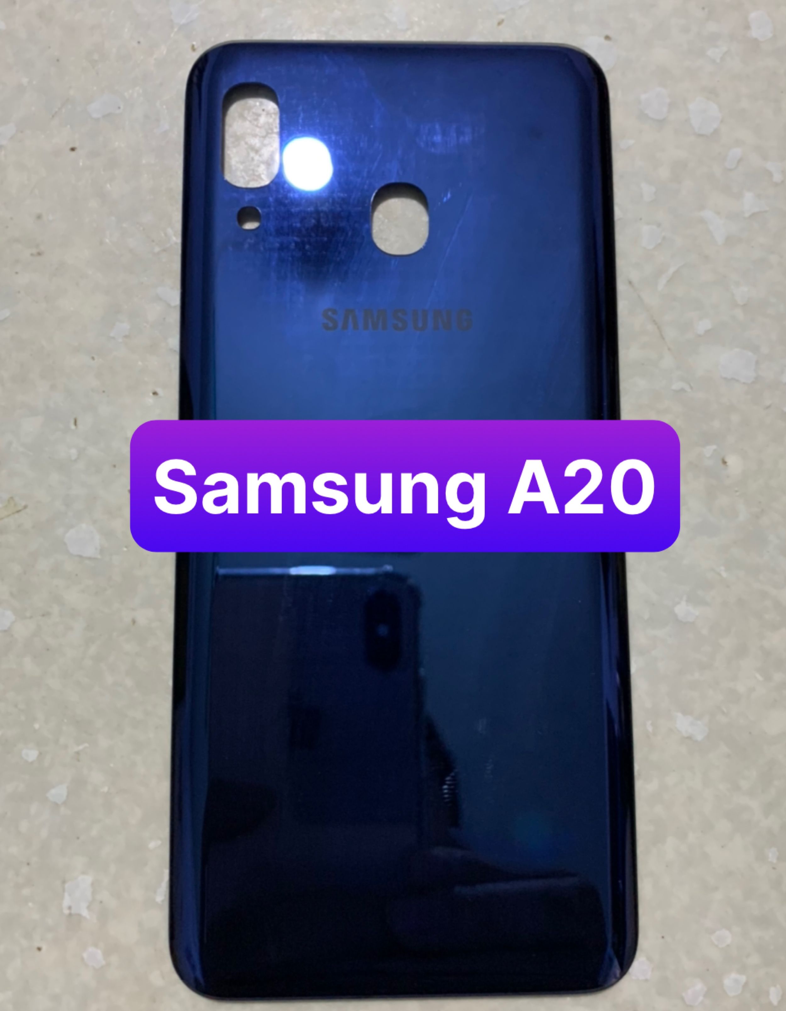 nắp lưng samsung A20 (zin)