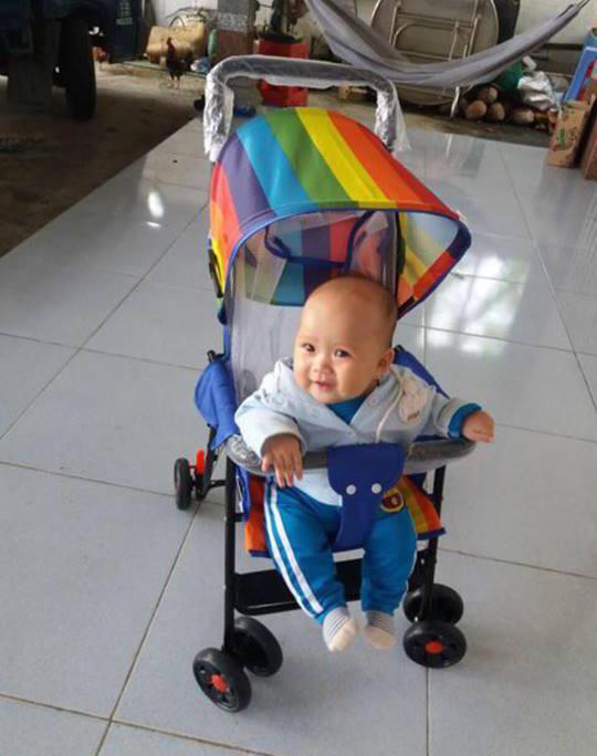 Xe đẩy du lịch cho trẻ em 1 chiều 3 tư thế