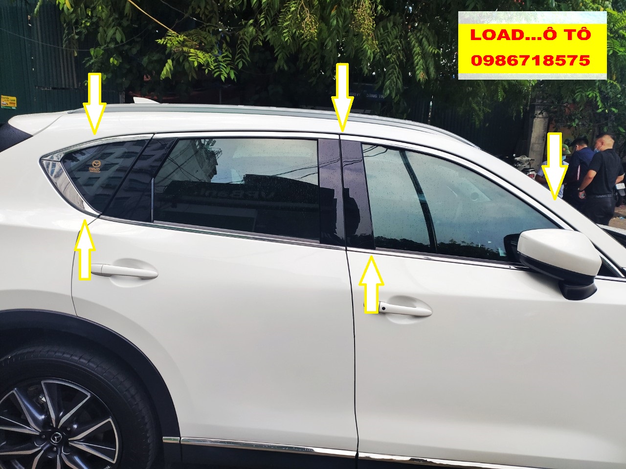 Bộ Nẹp Viền Chân Kính, Cong Kính Xe Mazda CX5 2022-2018 Mẫu Inox Sáng Bóng Cao Cấp