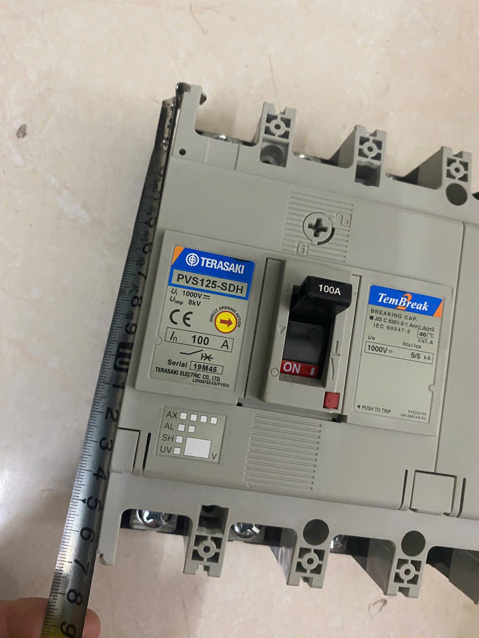 MCCB NHẬT BẢN 4 CỰC 100A 125A 250A APTOMAT NHẬT