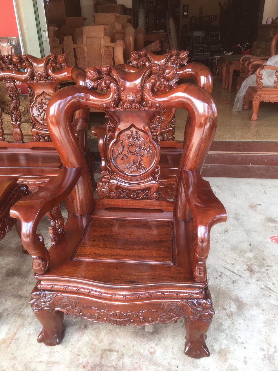 Bộ bàn ghế Minh Quốc Đào gỗ xà cừ