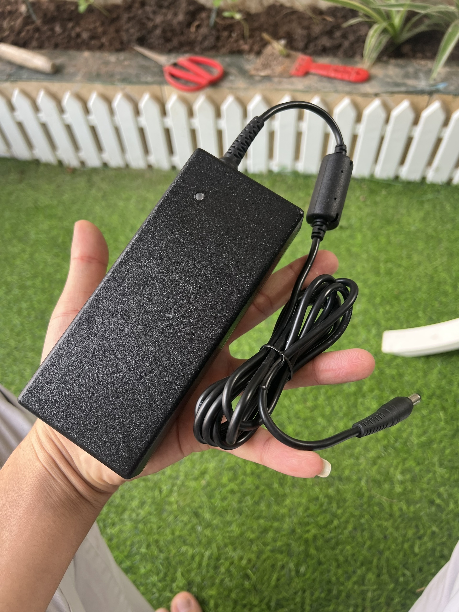 Nguồn - adapter 19V 6.32A bản gốc