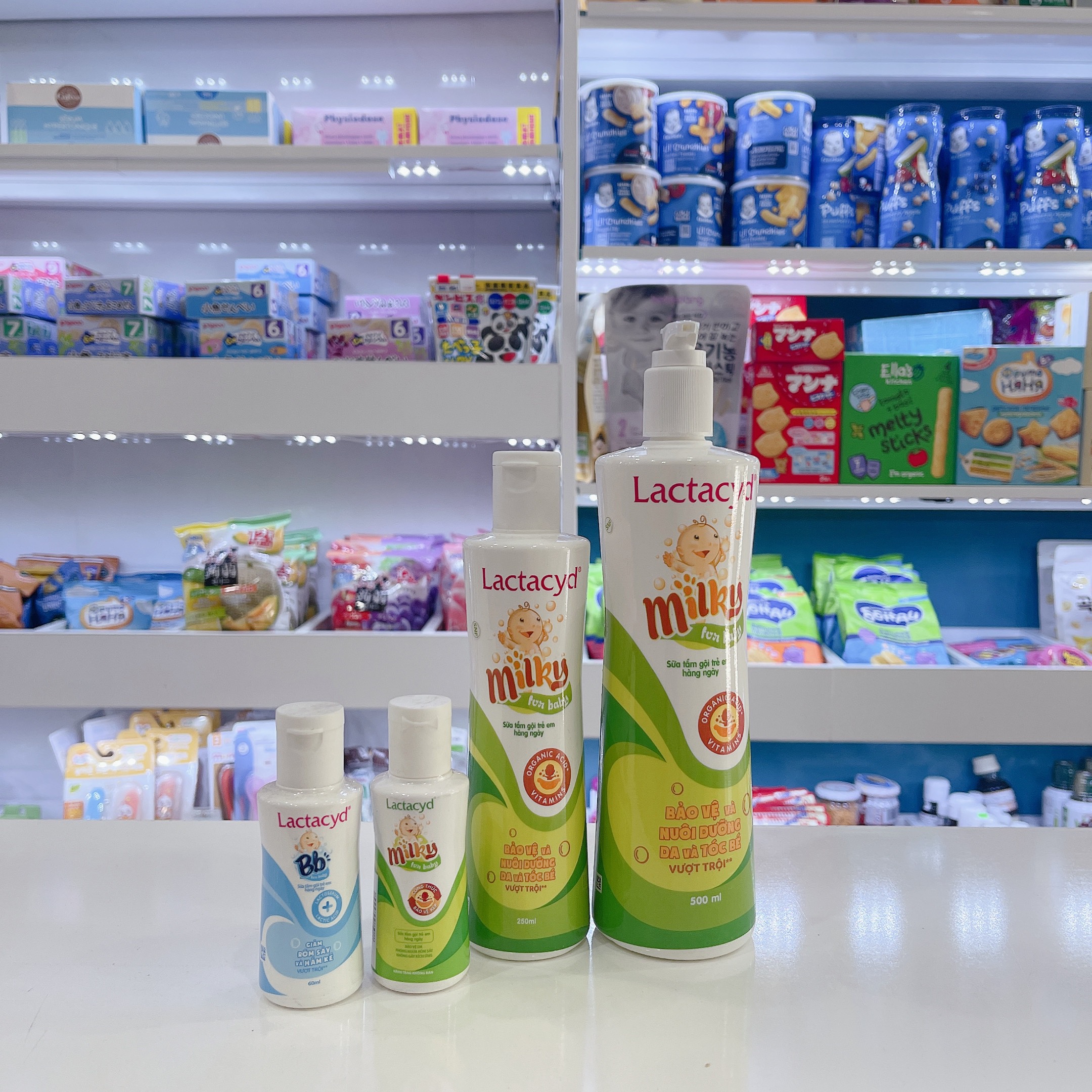 Sữa Tắm LACTACYD MILKY Cho Bé 250ml 500ml