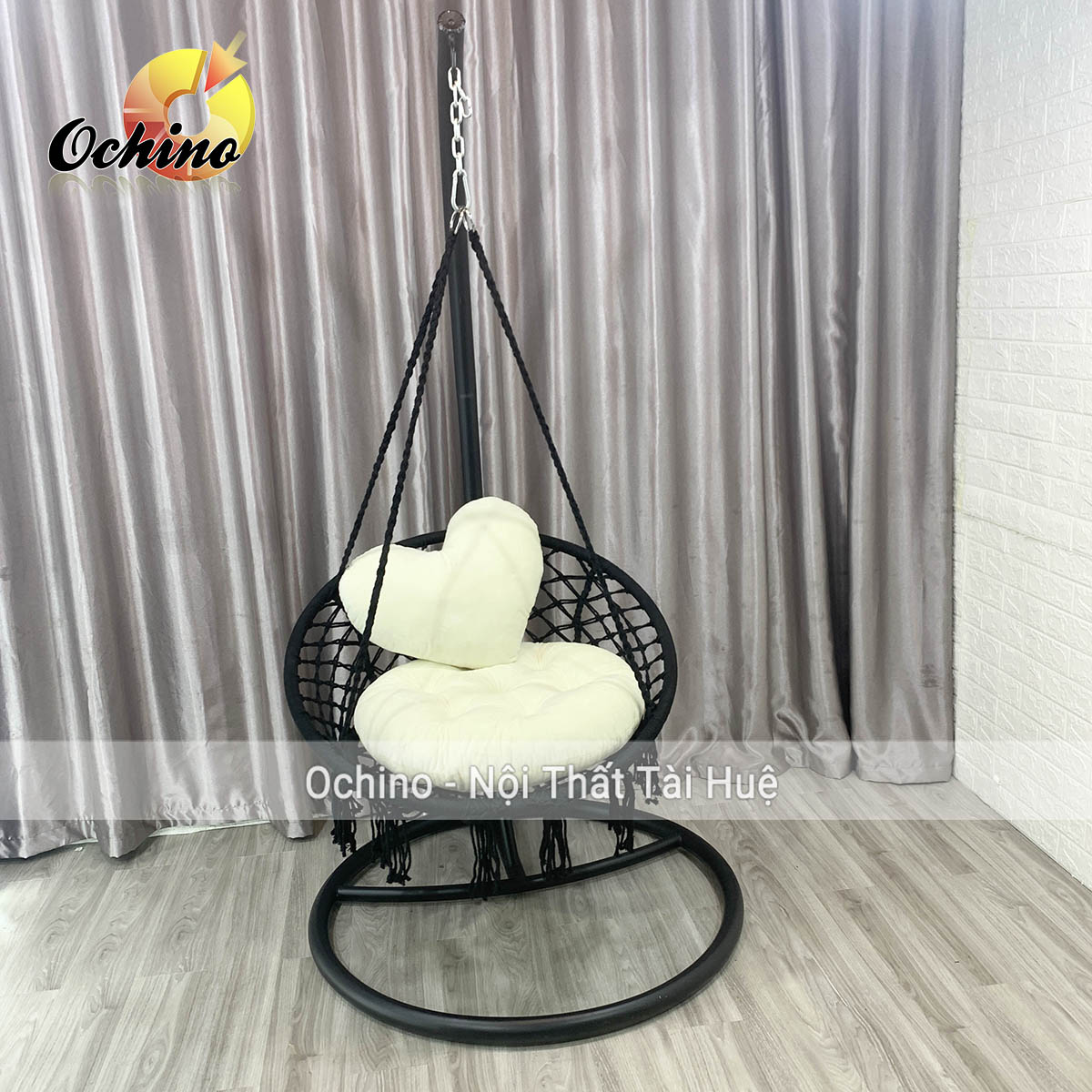 Xích Đu Gió Trang Trí và Chụp hình (Gồm cả Cần Treo và Đệm Gối trái tim)