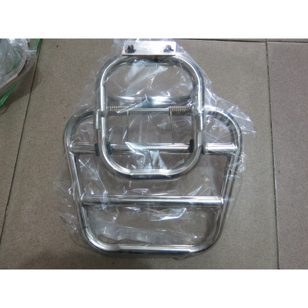 Baga, tựa lưng vespa lx