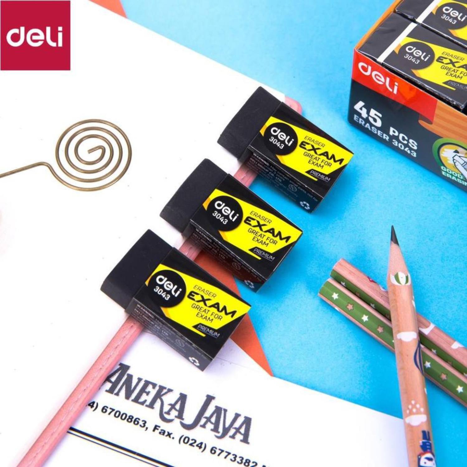 Tẩy 2b deli, 40×22×12mm, đen - 1 viên - e3043