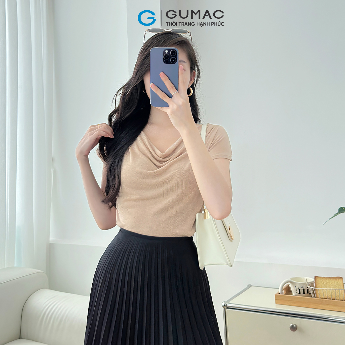 [MUA 2 CHỈ 199K/Áo] Áo Thun Cổ Đổ GUMAC Áo Thun Kiểu Sang Trọng Áo Đi Tiệc Vải Thun Ánh Nhung Co Giãn Tôn Dáng ATE01031