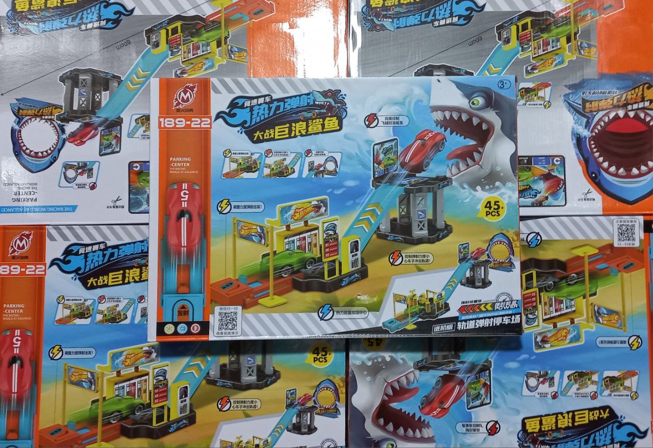 Đồ Chơi Xe Đua, Đường Đua Xe Bay, Xe Đua Cá Mập 02201