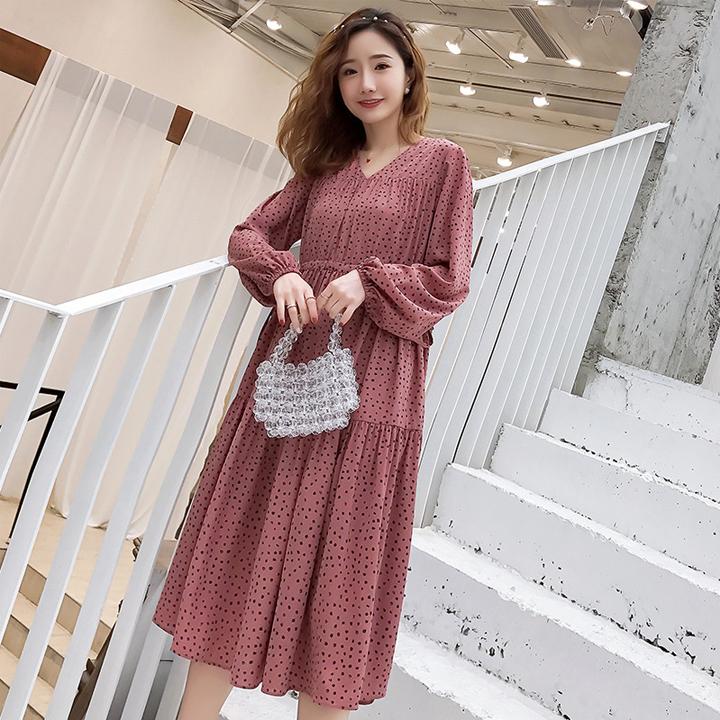 ĐẦM BẦU DỰ TIỆC