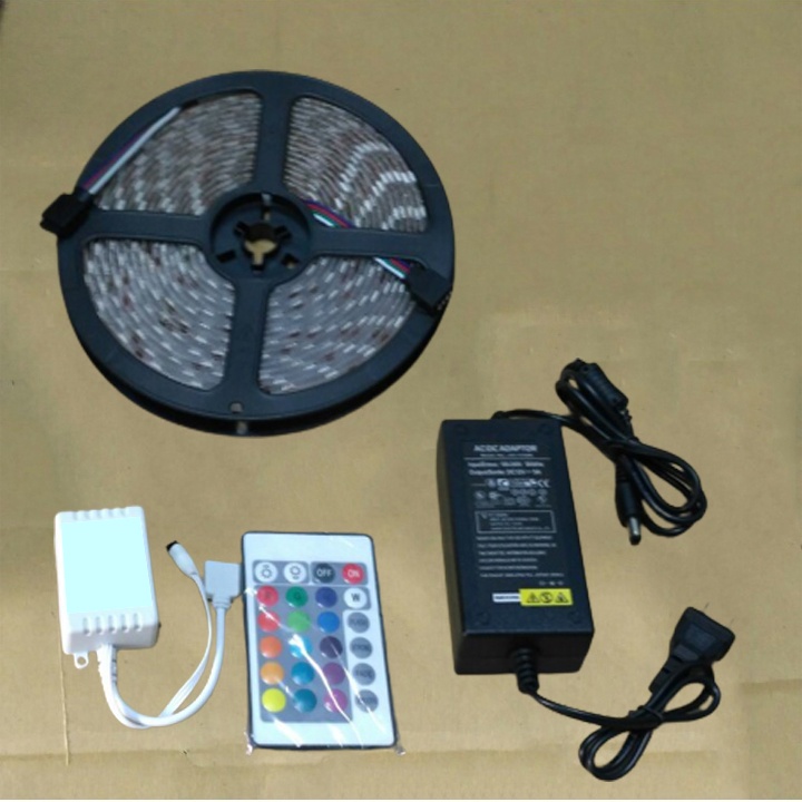 Cuộn đèn Led dây dán 5m đổi nhiều màu (RGB) + Nguồn + Remote điều khiển