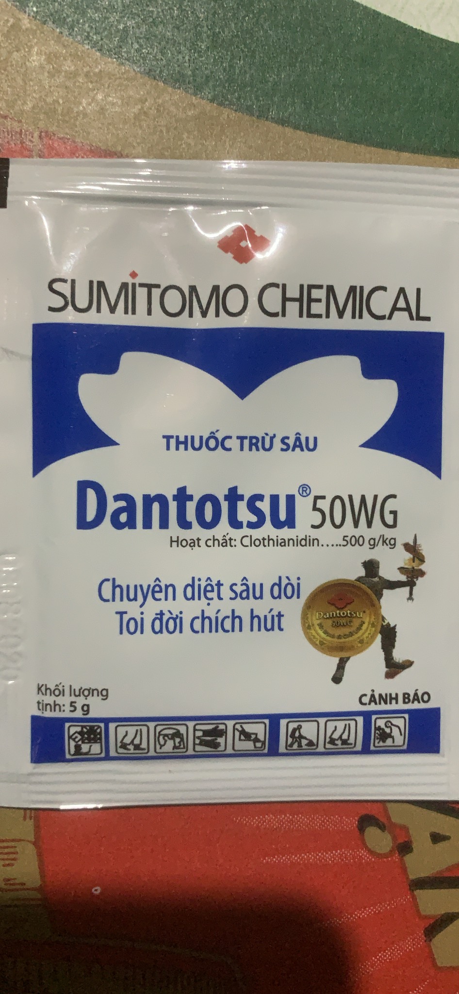 Sản phẩm diệt sâu dantotsu 50wg gói 5g