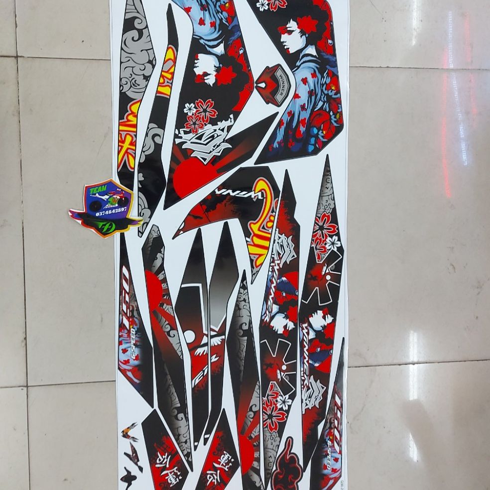 [HCM]Tem xe winer V1  mẫu tem rời cô gái nhật