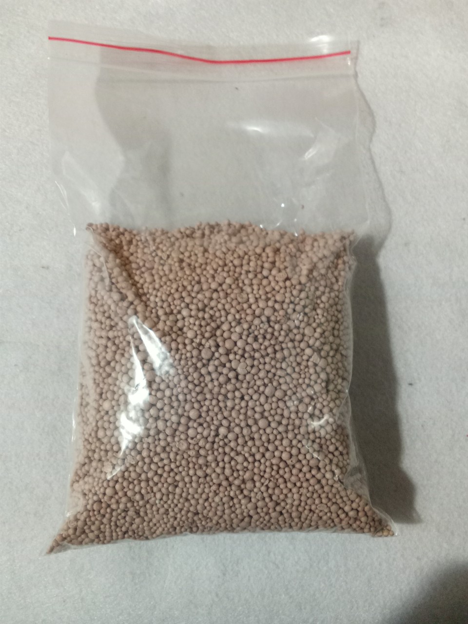 Phân bón NPK 16-16-16 NHẬP KHẨU TỪ NGA ( giá bán 1 kg , theo nhu cầu người  mua)