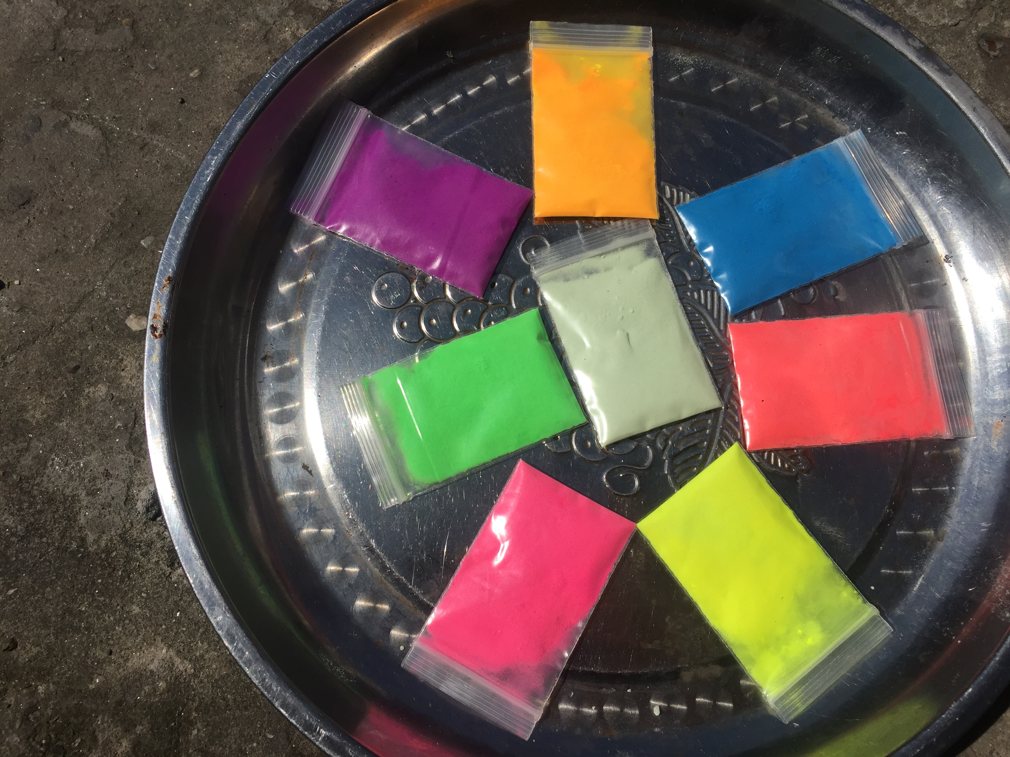 bột dạ quang phát sáng trong đêm gói 6gr,