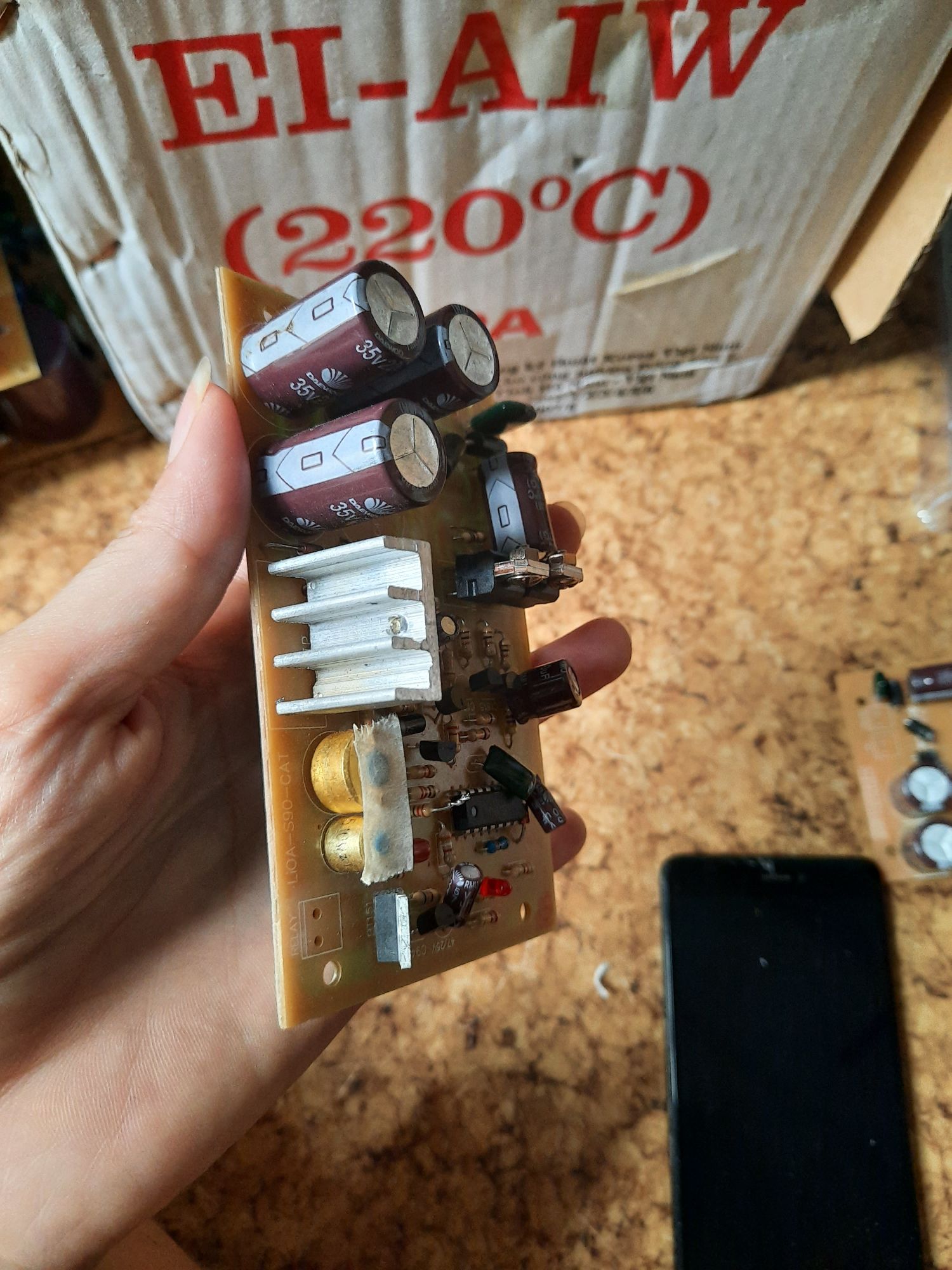 Bo Ổn Áp Lioa zin dải 90
