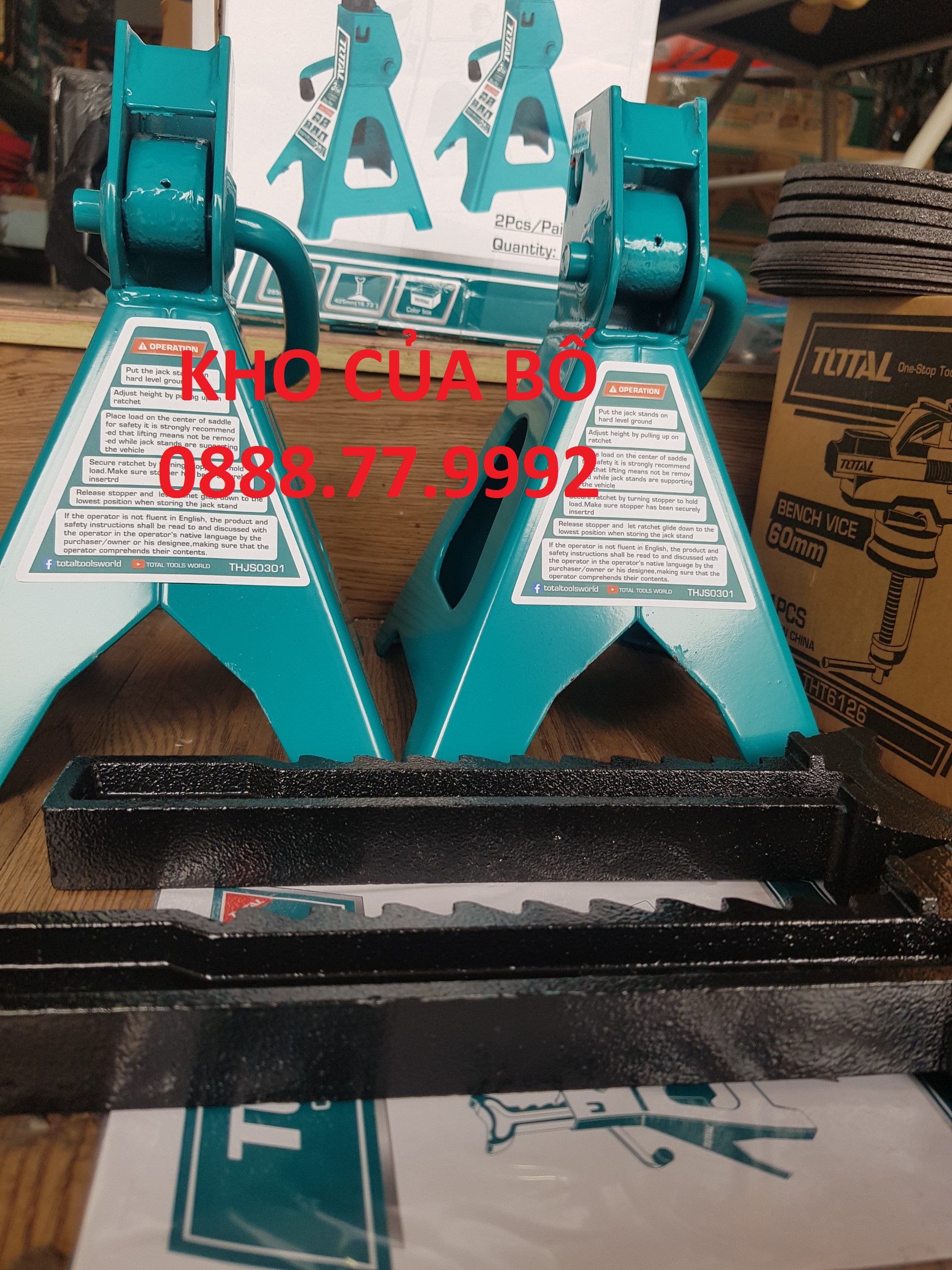 Đội kê 3 tấn Total THJS0301