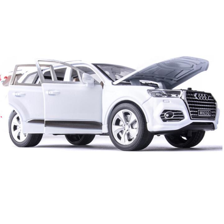 Đồ chơi xe mô hình ô tô audi Q7 XLG tỉ lệ 1:24 bằng sắt mở các cửa có đèn và âm thanh đồ chơi trẻ em