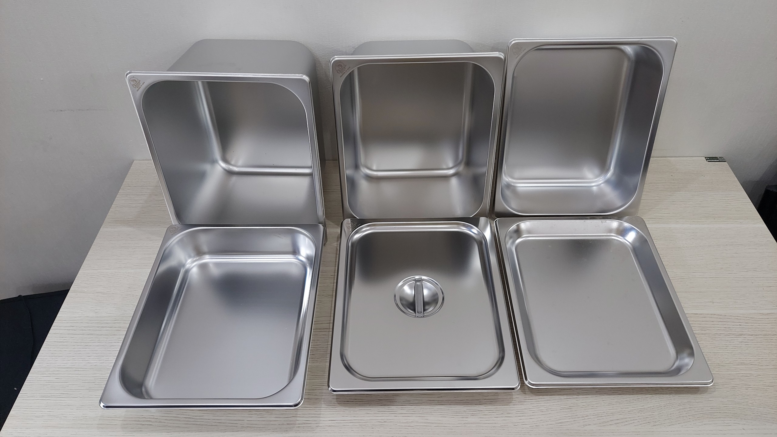 Khay inox GN 1/2 đựng thực phẩm buffet nhiều kích thước