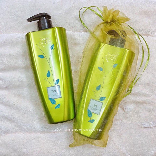 Sữa Tắm Cho Chó Mèo Show Queen- 500Ml - đỏ