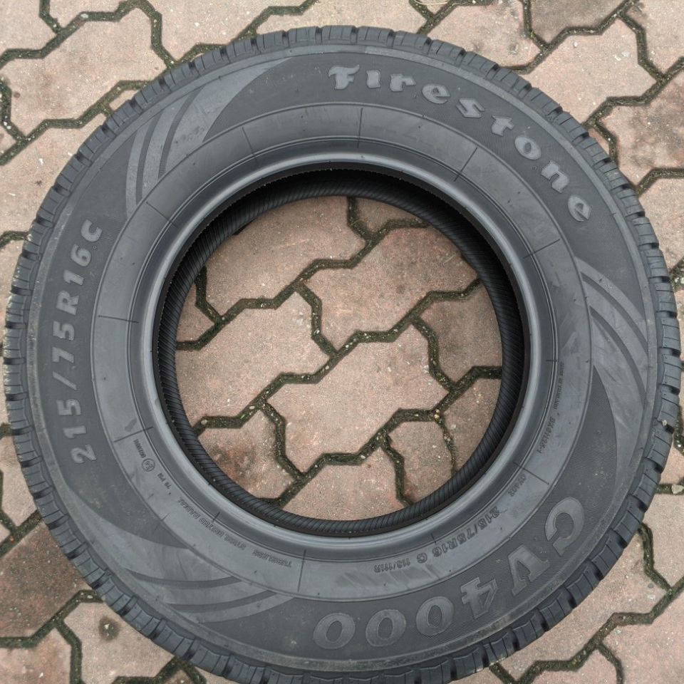 215/75R16C Firestone Thái Lan