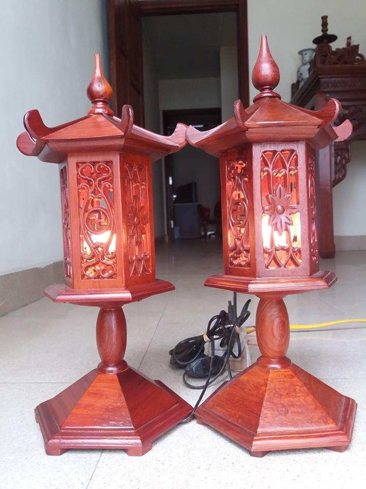 ĐÈN trang trí  gỗ hương cao 50cmx20cm