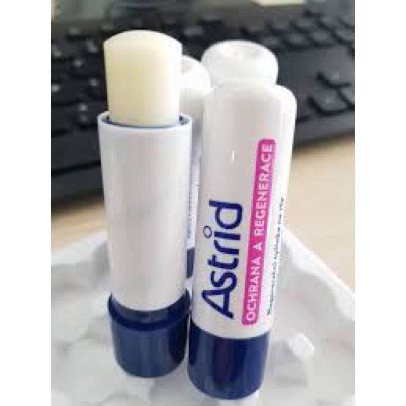 Son Mỡ Hưu, Dưỡng Môi Astrid