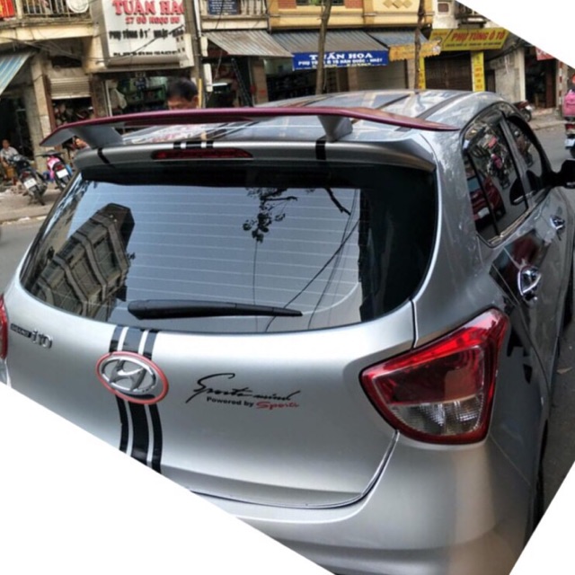 Đèn hậu Hyundai I10 Grand bản Hatback