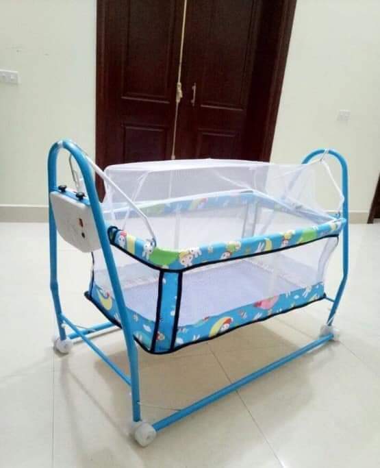 nôi điện cho bé